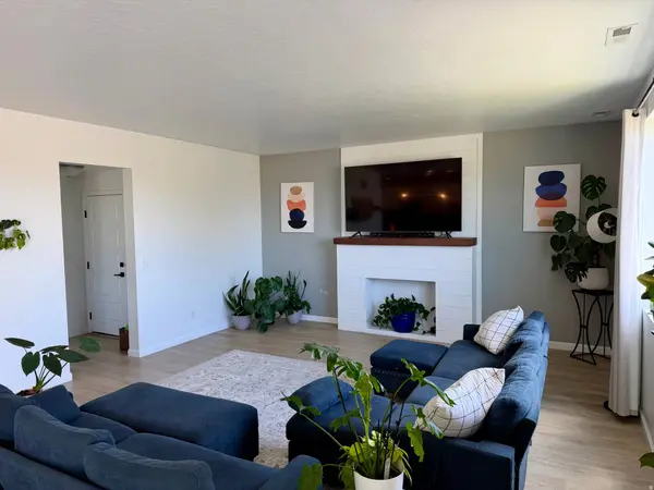 3269 S PEREGRINE TRL, Saratoga Springs, UT 84045