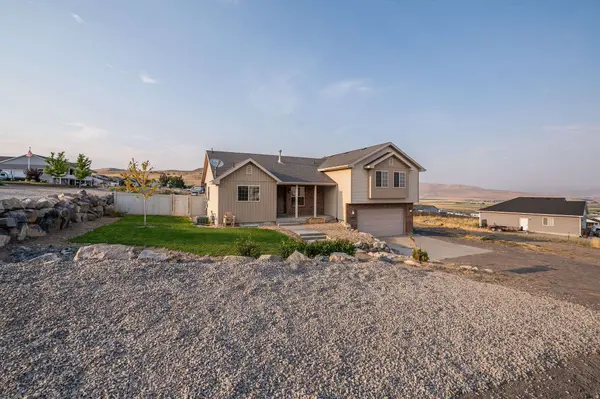12498 W WALLACE LN, Thatcher, UT 84337