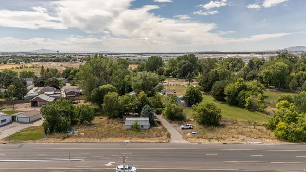 881 N HIGHWAY 89, Harrisville, UT 84404