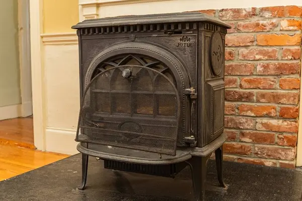 14 Baldwinville Road, Templeton, MA 01468