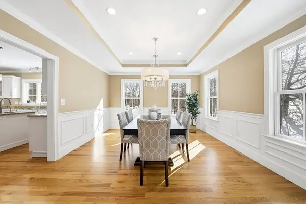 4 Whittier Rd, Lexington, MA 02420