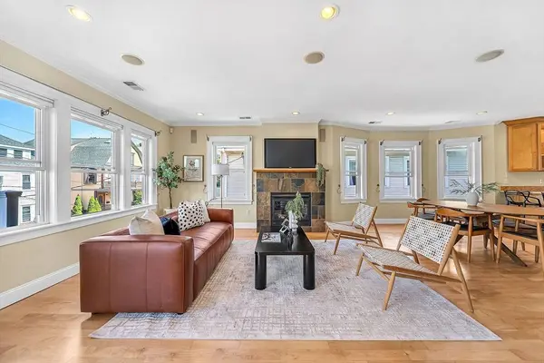32 Copley St #2, Cambridge, MA 02138
