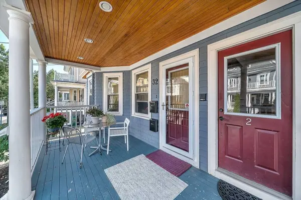 32 Copley St #2, Cambridge, MA 02138