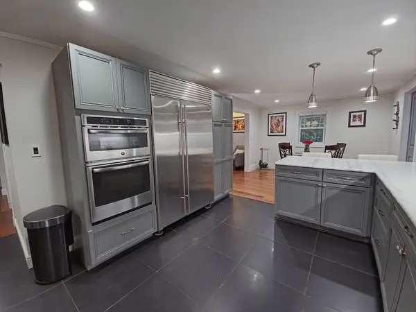 9 Venner Rd, Arlington, MA 02476