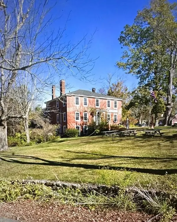 10 Baldwinville Road, Templeton, MA 01468