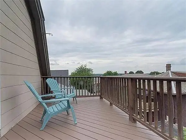 33 Chetwynd Rd #2, Somerville, MA 02144