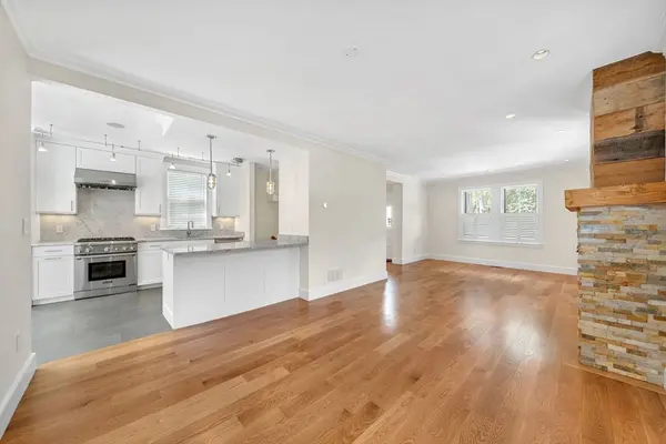 2 Kenway St, Cambridge, MA 02138