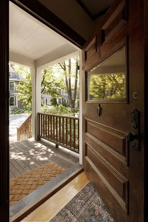 4 Hurlbut Street, Cambridge, MA 02138