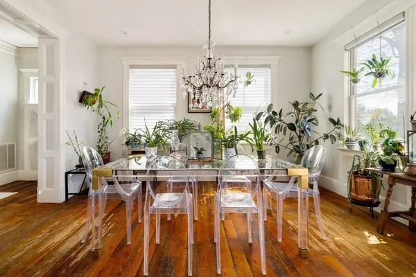 70 Oxford St, Somerville, MA 02143