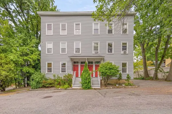 15 Fallon Pl #15A, Cambridge, MA 02138