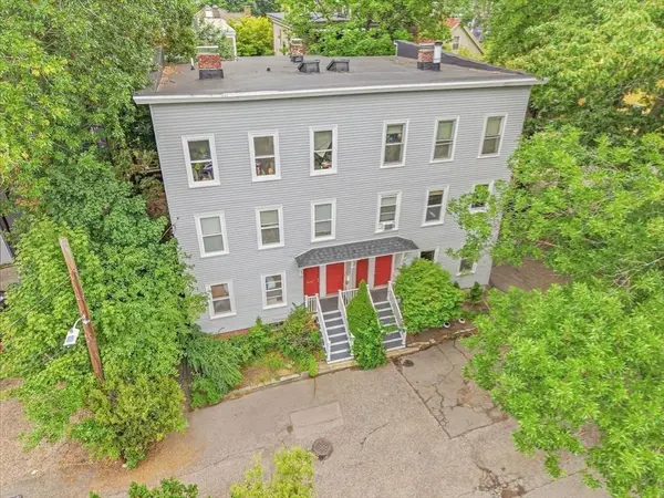 15 Fallon Pl #15A, Cambridge, MA 02138