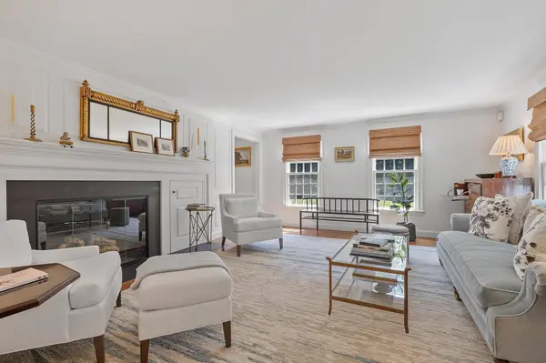 1319 Monument Street, Concord, MA 01742