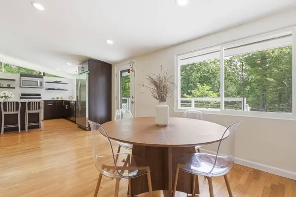 430 Heald Rd, Carlisle, MA 01741