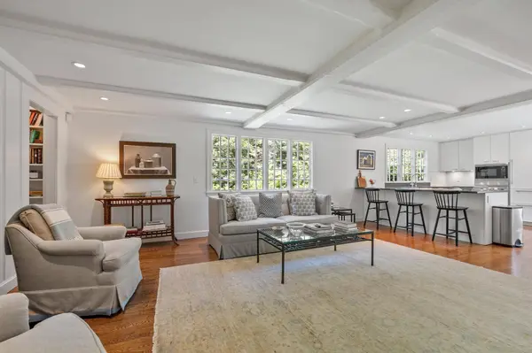 1319 Monument Street, Concord, MA 01742