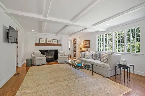1319 Monument Street, Concord, MA 01742