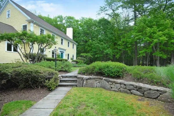 7 Proctor St, Acton, MA 01720