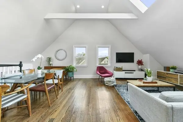 37 Oakview Ter #3, Boston, MA 02130