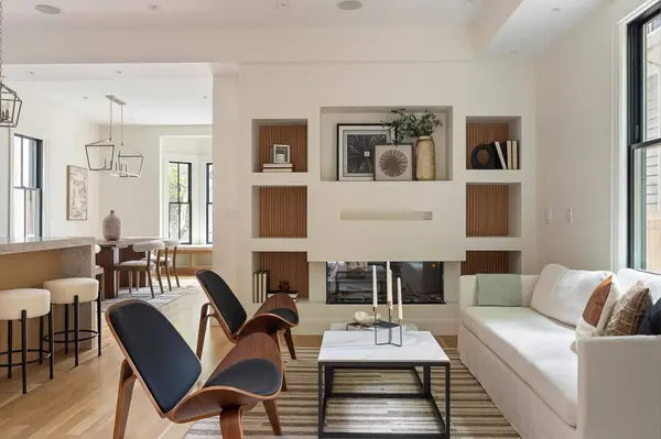 11 Mt. Auburn Street #11, Cambridge, MA 02138