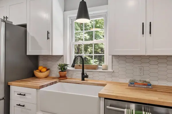 100 Butternut Circle, Concord, MA 01742