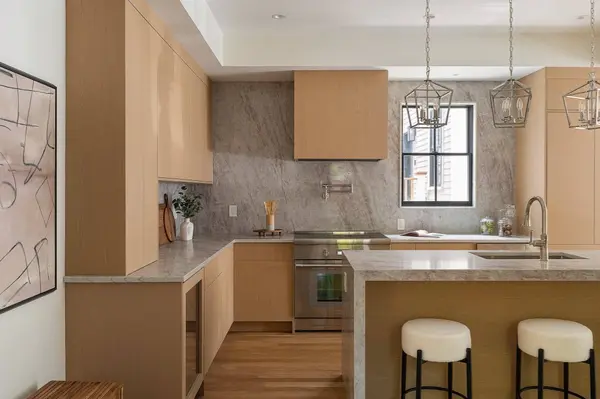 11 Mt. Auburn Street #11, Cambridge, MA 02138