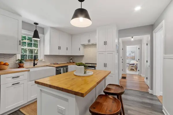 100 Butternut Circle, Concord, MA 01742