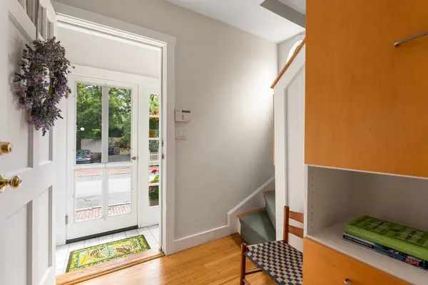 33 Fenno Street, Cambridge, MA 02138
