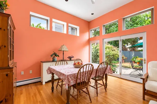 33 Fenno Street, Cambridge, MA 02138