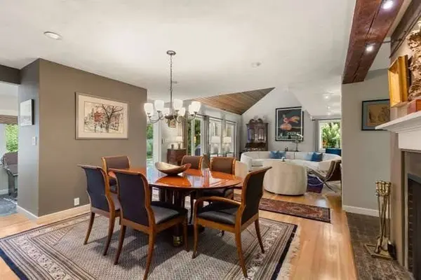 125 Bristers Hill, Concord, MA 01742