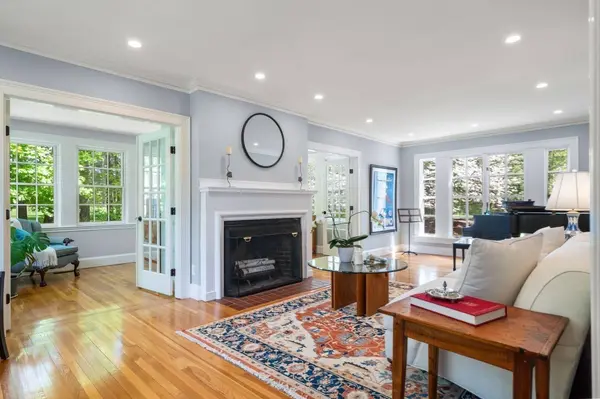 1172 Lowell Rd, Concord, MA 01742