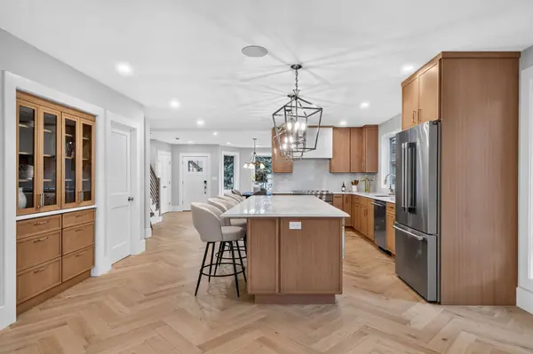 21 Cottage Park Ave, Cambridge, MA 02140