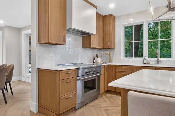 21 Cottage Park Ave, Cambridge, MA 02140