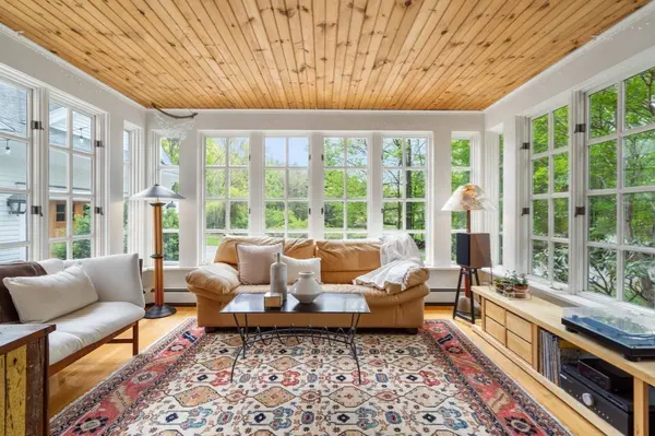 1172 Lowell Rd, Concord, MA 01742