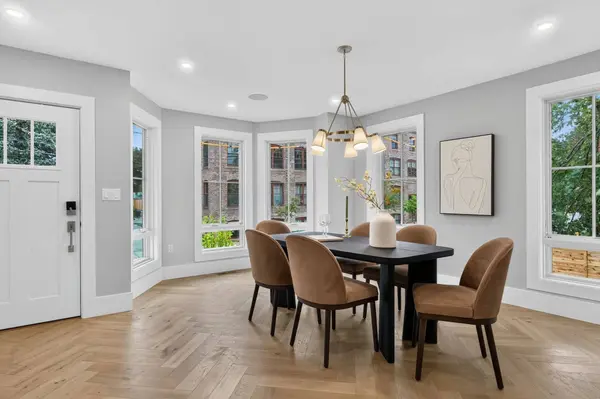 21 Cottage Park Ave, Cambridge, MA 02140