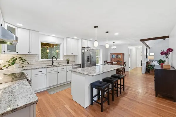 144 Hill St, Concord, MA 01742