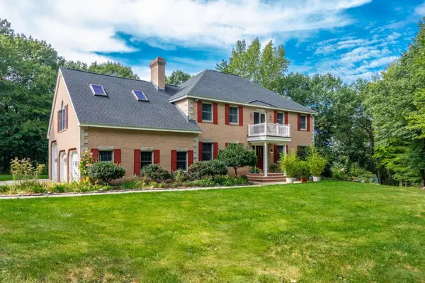 17 Wyndcliff Drive
