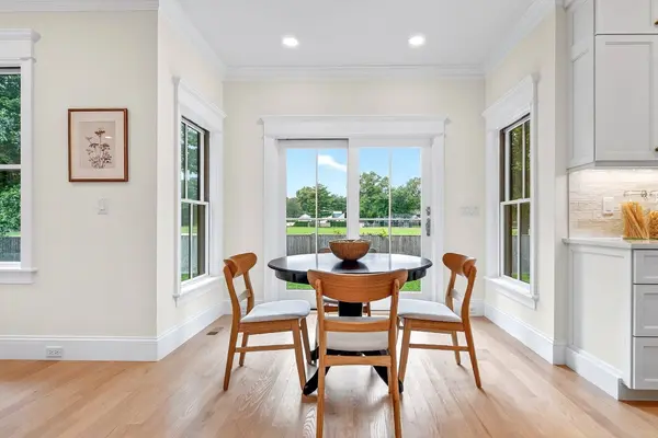 54 Maple Street, Concord, MA 01742