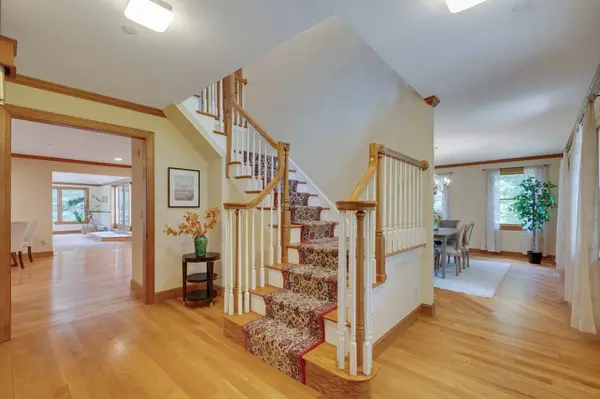 17 Wyndcliff Drive, Acton, MA 01720