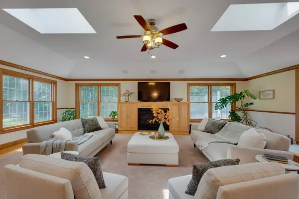 17 Wyndcliff Drive, Acton, MA 01720