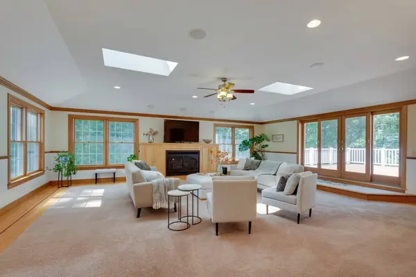 17 Wyndcliff Drive, Acton, MA 01720