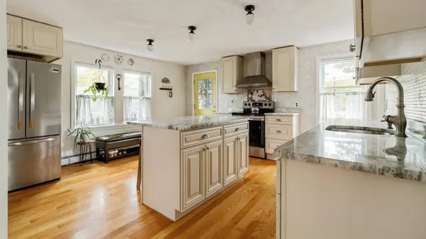12 Butler St, Medford, MA 02155
