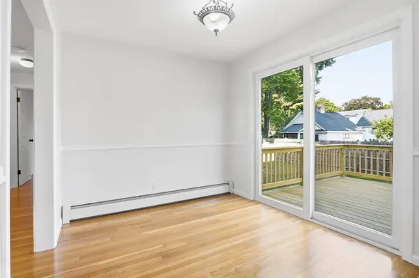 29 Powers Rd, Concord, MA 01742