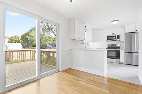 29 Powers Rd, Concord, MA 01742