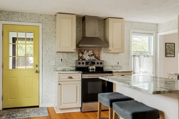 12 Butler St, Medford, MA 02155