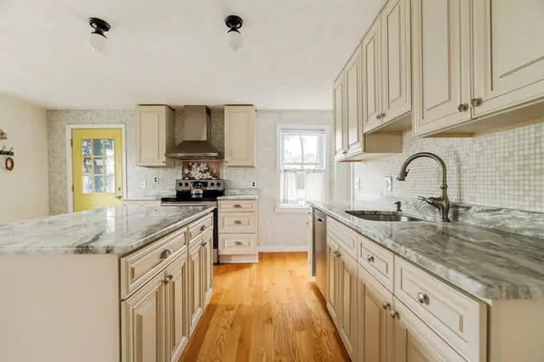 12 Butler St, Medford, MA 02155