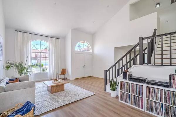 2713 Beachside CT, Las Vegas, NV 89117