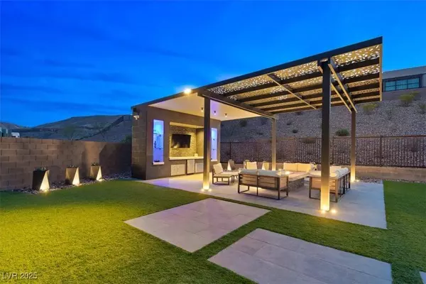 5231 Iron River CT, Las Vegas, NV 89135