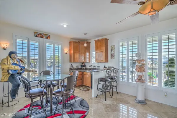 5003 S Ridge Club DR, Las Vegas, NV 89103