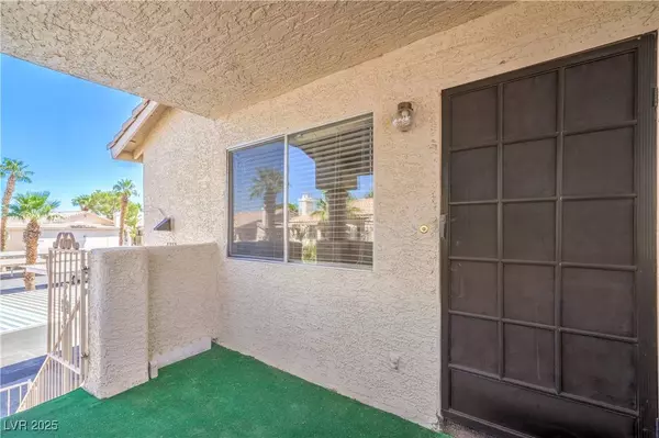 1333 Pinto Rock LN #202, Las Vegas, NV 89128