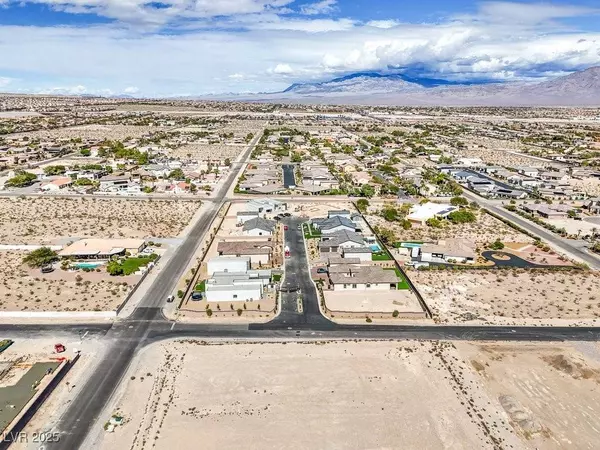 5694 Egan Crest DR, Las Vegas, NV 89149