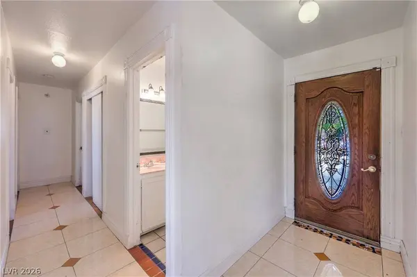 2100 Sundale ST, Las Vegas, NV 89102